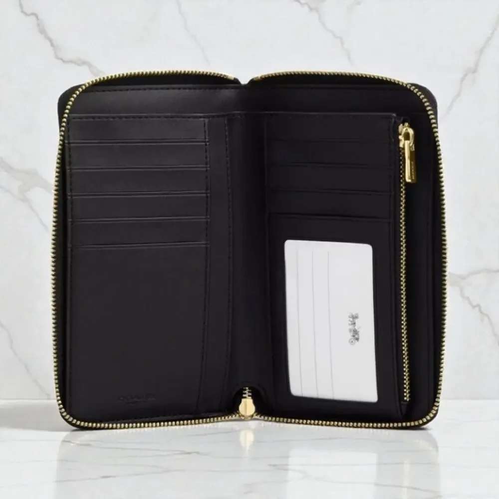 Coach Medium Id Zip Wallet With Leopard Print CW500